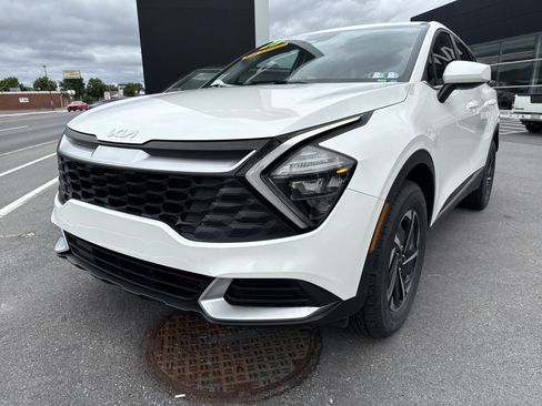 Certified 2023 Kia Sportage LX AWD/4WD image 6