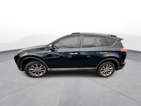 Used 2017 Toyota RAV4 Limited image 9