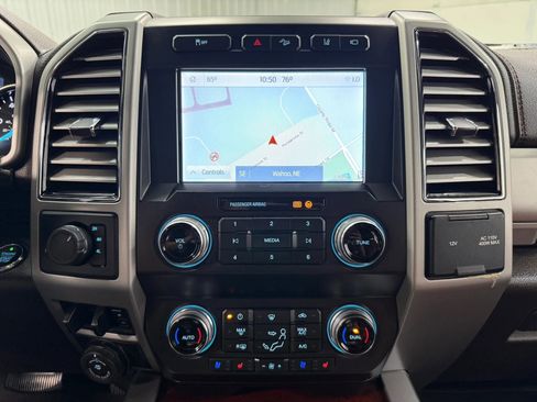 Used 2021 Ford F250 King Ranch w/ King Ranch Ultimate Package AWD/4WD image 22