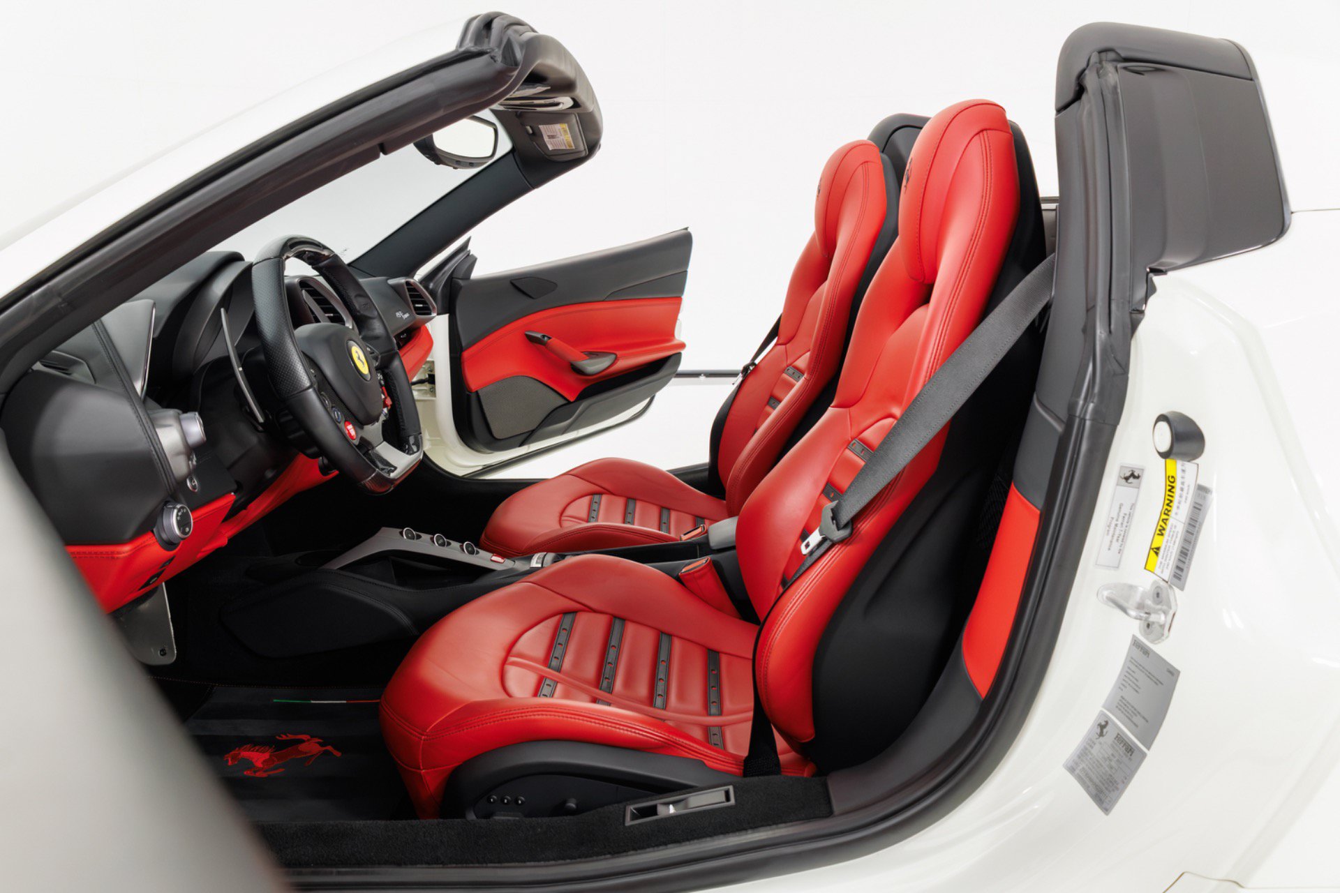 Used 2017 Ferrari 488 Spider RWD image 17