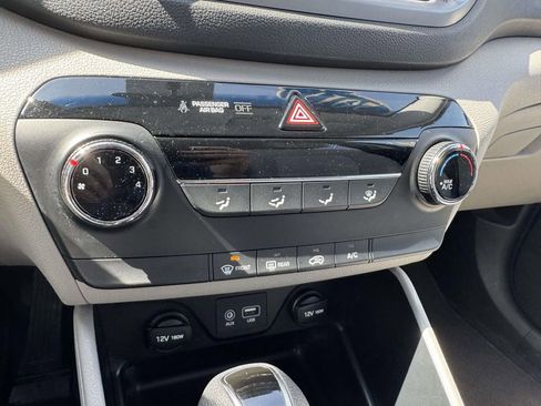 Used 2017 Hyundai Tucson SE image 24