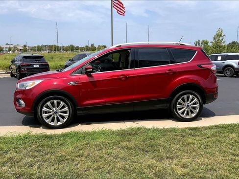 Used 2018 Ford Escape Titanium FWD image 12