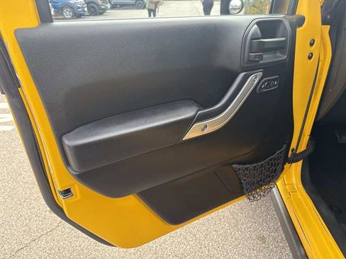 Used 2015 Jeep Wrangler Rubicon w/ Dual Top Group image 16