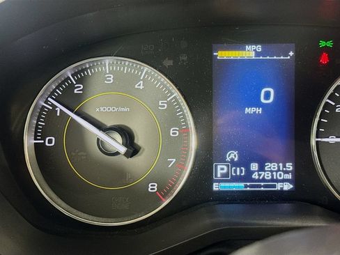 Used 2021 Subaru Crosstrek 2.5i Sport w/ Moonroof Package AWD/4WD image 16
