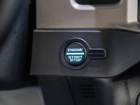 Certified 2025 Ford Bronco Outer Banks AWD/4WD image 29