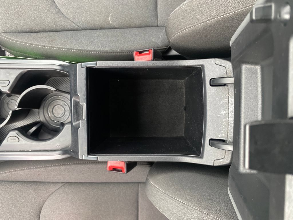 Used 2025 Kia K4 FWD image 25