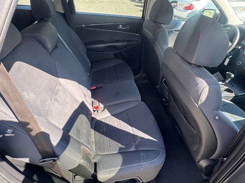 Used 2018 Kia Sorento AWD image 20