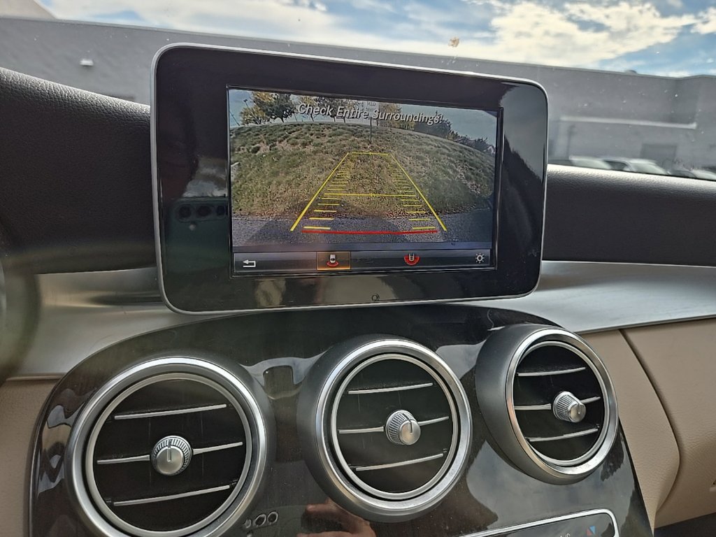 Used 2018 Mercedes-Benz C 300 4MATIC Sedan image 20