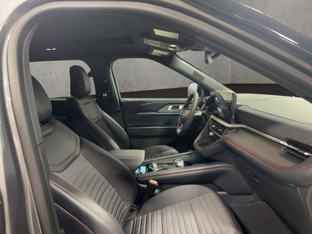 New 2027 Ford Explorer ST-Line w/ Premium Package AWD/4WD image 13