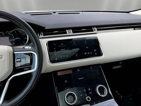 Used 2021 Land Rover Range Rover Velar S AWD/4WD image 9