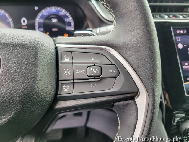 Certified 2024 Jeep Grand Cherokee L Altitude AWD/4WD image 17