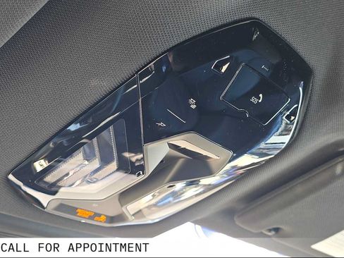 Used 2024 BMW iX xDrive50 AWD/4WD image 36
