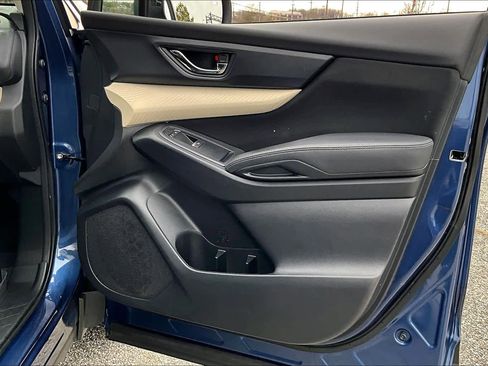 Used 2022 Subaru Ascent Premium w/ Convenience Package image 21