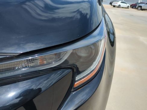 Certified 2023 Toyota Corolla LE image 9