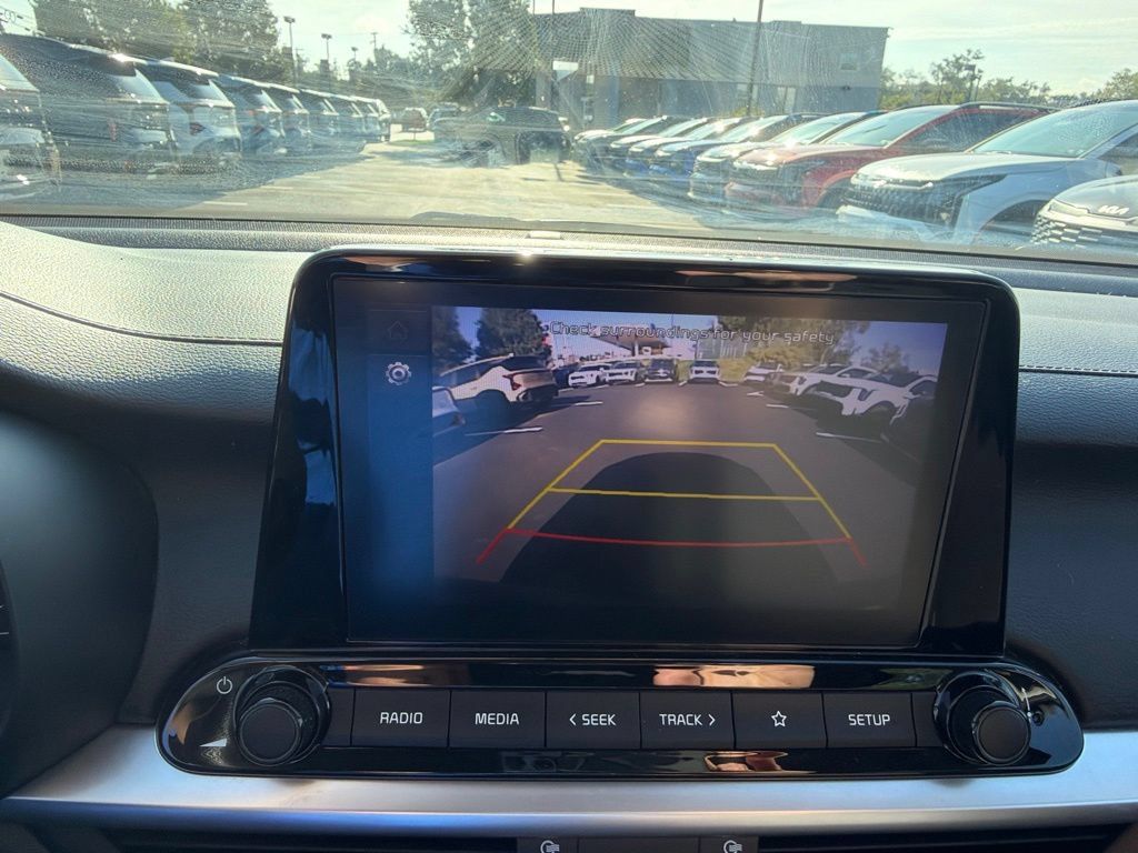 Certified 2023 Kia Forte LXS w/ LXS Technology Package FWD image 18