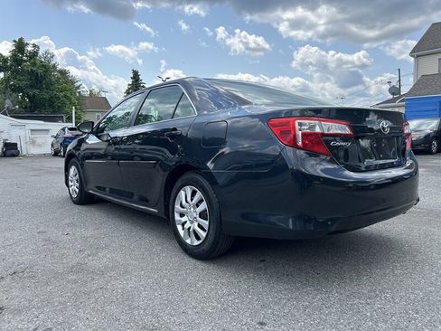 Used 2014 Toyota Camry LE FWD image 6