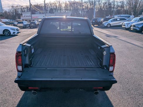 Used 2022 Honda Ridgeline Black Edition image 12