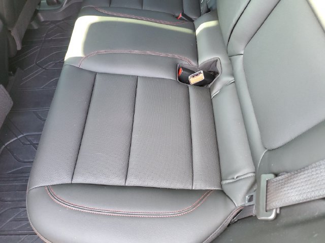 Used 2024 Chevrolet Trax RS w/ Sunroof Package FWD image 15