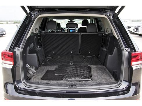 Used 2024 Volkswagen Atlas SE FWD image 27
