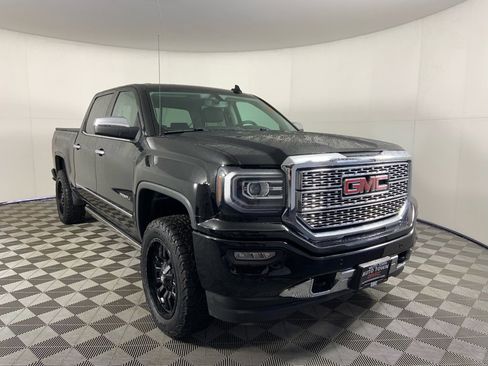 Used 2016 GMC Sierra 1500 Denali image 1