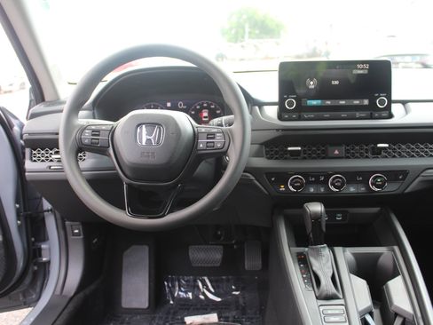 New 2025 Honda Accord SE image 10