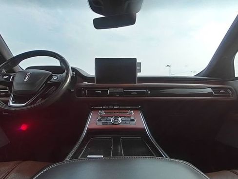 Used 2021 Lincoln Aviator Reserve w/ Equipment Group 208A image 27