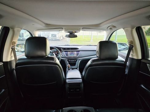 Used 2017 Cadillac XT5 Luxury w/ Driver Awareness Package image 42