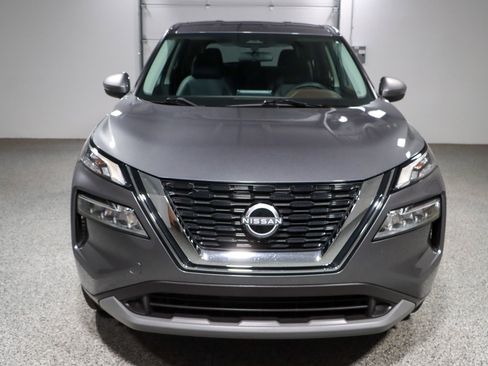 Used 2022 Nissan Rogue SV FWD image 4