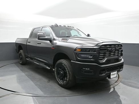 New 2026 RAM 2500 Tradesman AWD/4WD image 22