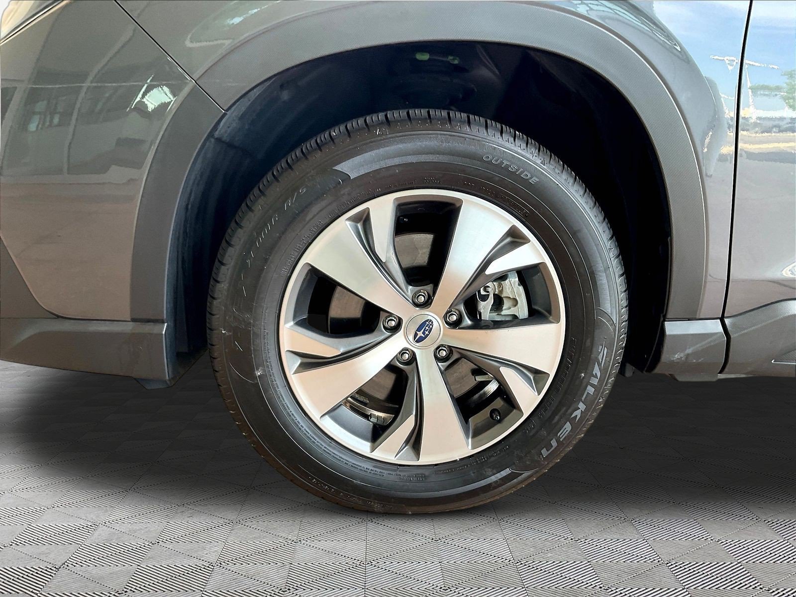 Used 2024 Subaru Ascent Premium w/ Convenience Package AWD/4WD image 32