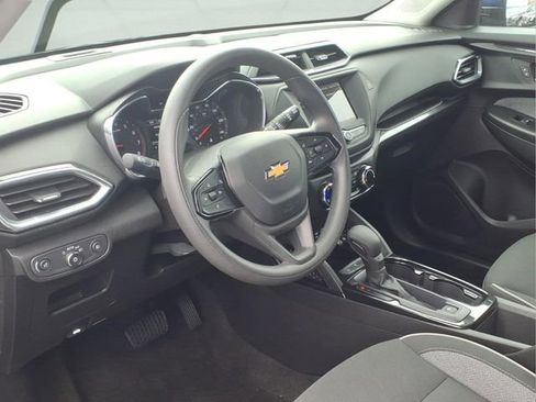 Used 2023 Chevrolet TrailBlazer LT image 7