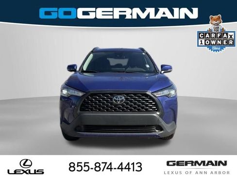 Used 2022 Toyota Corolla Cross LE w/ Black Badges Package (TMS) image 11