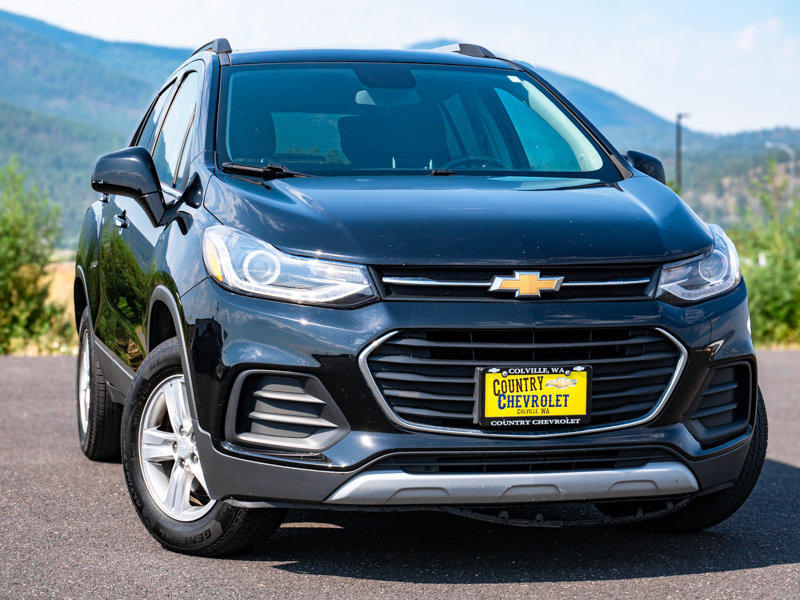 Used 2020 Chevrolet Trax LT w/ Driver Confidence Package AWD/4WD image 1