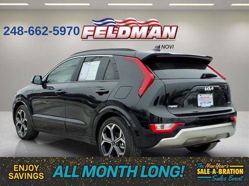 Used 2024 Kia Niro EX Touring image 8