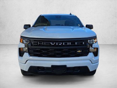 Used 2022 Chevrolet Silverado 1500 Custom image 2