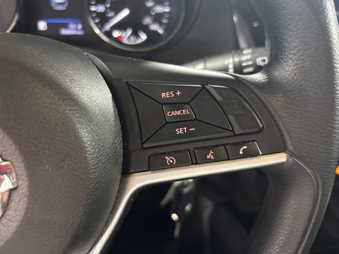 Used 2020 Nissan Rogue S AWD/4WD image 15