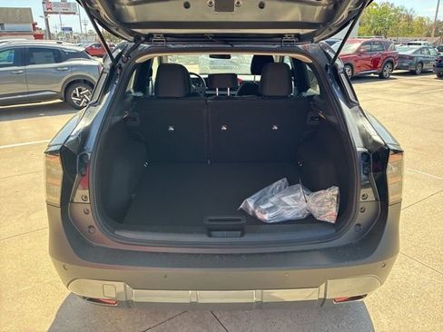 New 2026 Nissan Kicks SV w/ Charging Package FWD image 7