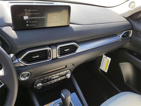 New 2025 MAZDA CX-5 AWD 2.5 S w/ Preferred Package image 17