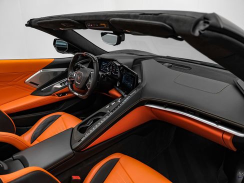 Used 2025 Chevrolet Corvette Z06 RWD image 63