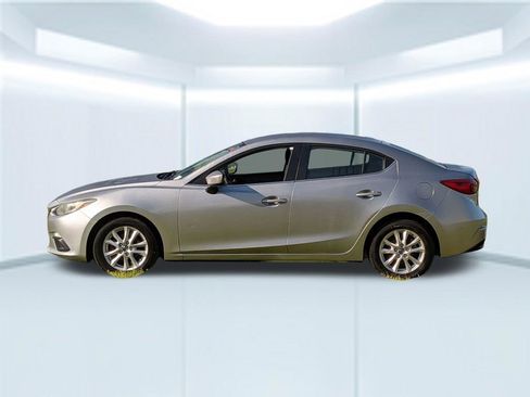 Used 2016 MAZDA MAZDA3 i Sport w/ Preferred Equipment Package FWD image 2