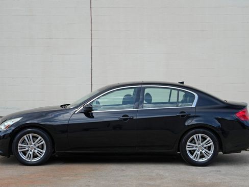 Used 2011 INFINITI G37 Journey w/ Premium Pkg RWD image 44