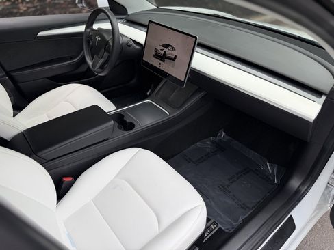 Used 2022 Tesla Model 3 Long Range image 31