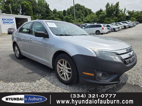 Used 2012 Ford Fusion S FWD image 1