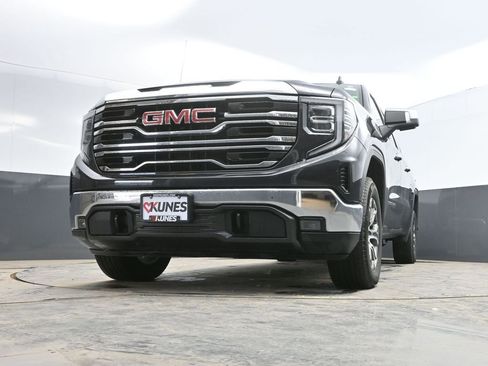 Used 2025 GMC Sierra 1500 SLT AWD/4WD image 33