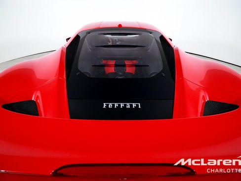 Used 2020 Ferrari F8 Tributo RWD image 26