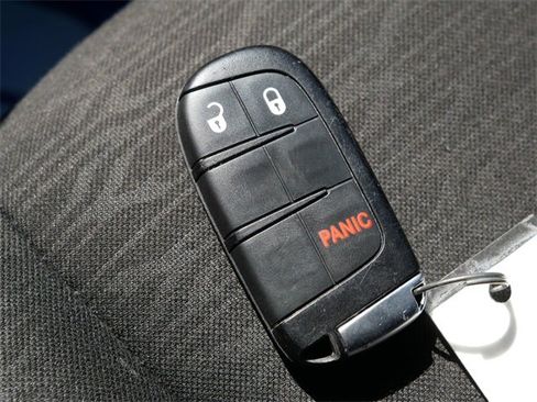 Used 2024 Dodge Durango SXT image 35