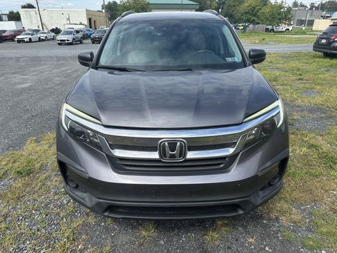 Used 2019 Honda Pilot LX image 2