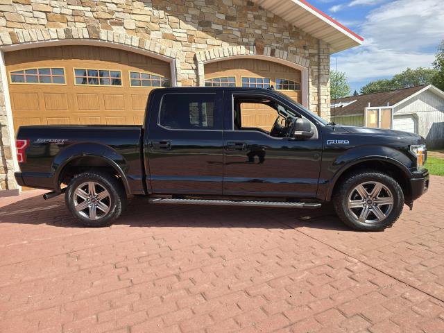 Used 2018 Ford F150 XLT w/ Equipment Group 302A Luxury AWD/4WD image 2
