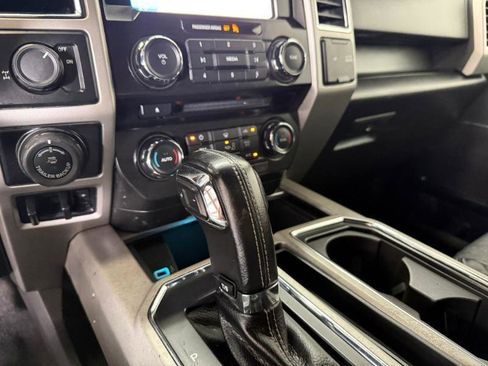 Used 2017 Ford F150 Lariat RWD image 18