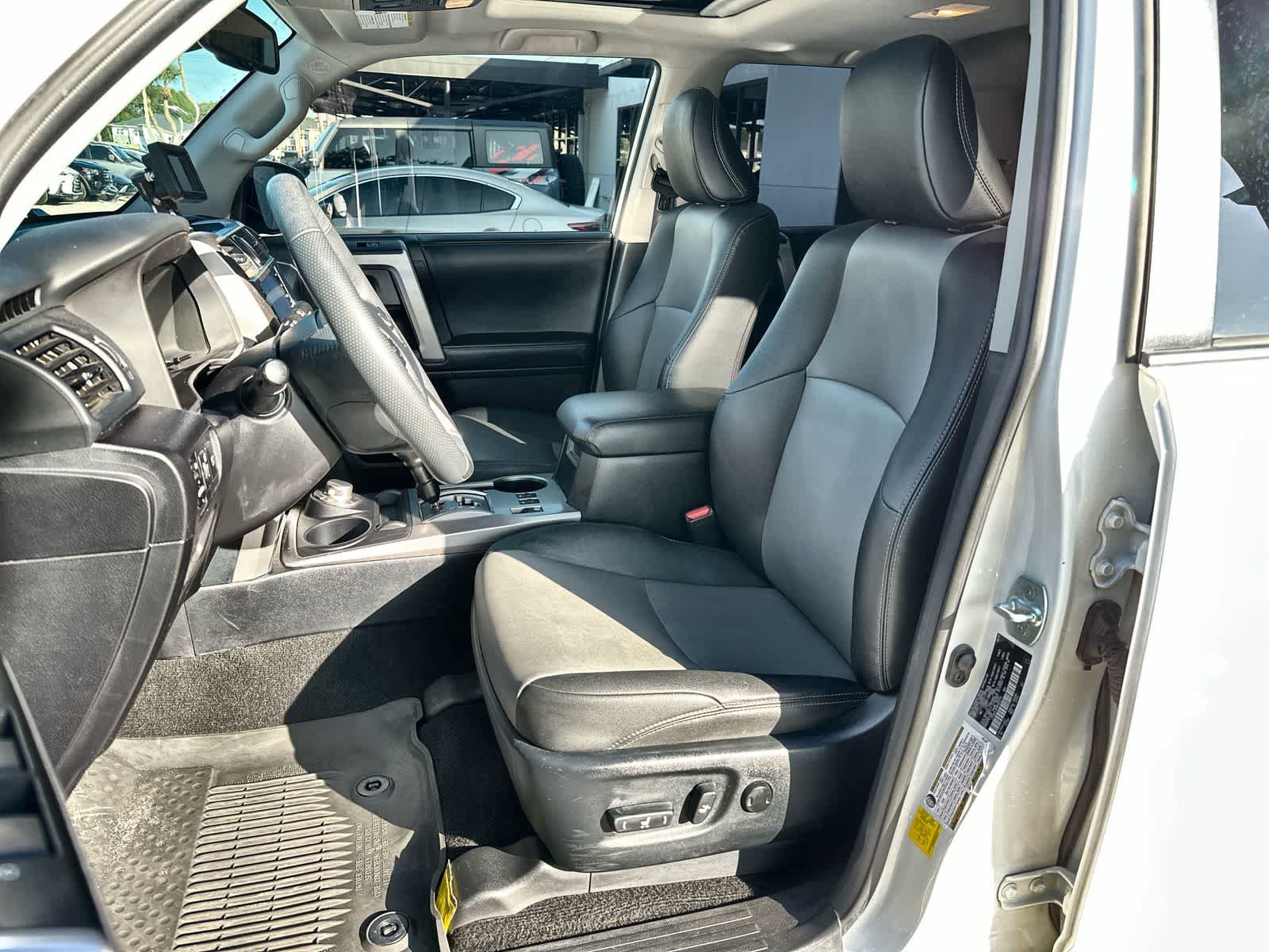 Used 2021 Toyota 4Runner SR5 Premium w/ Moonroof Package AWD/4WD image 3